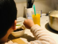-浪里寻·臻牛养生牛肉火锅(方圆荟店)