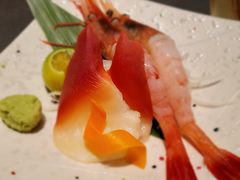 -铭牛烧肉·和牛海鲜自助(高新月牙湖店)