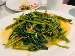 -肥仔文澳门猪骨煲(南京西路店)