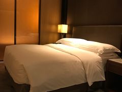 -中山利和希尔顿酒店