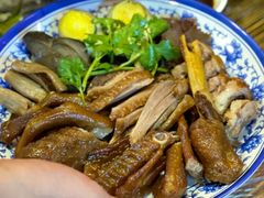 -官塘陈记鱼生·潮汕砂锅粥·牛肉火锅(潮枫路总店)