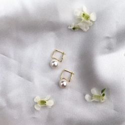 -威德钻石-克拉钻大本营(南京东路店)