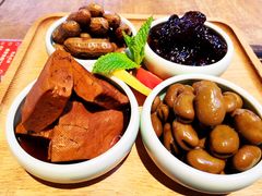 咸亨四位拼-香园茶社·金陵小灶(老门东店)