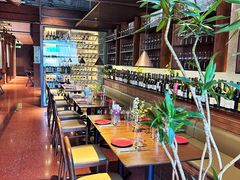 -肆海小川菜酒馆Wine Bistro (青年路店)