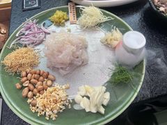 -得意咚瓜·顺德鱼生·冬瓜火锅(深圳首店)