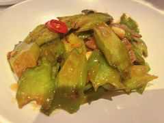凉瓜炒牛肉-汤城小厨•粤菜•靓汤(金宝街店)