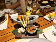 -三亚艾迪逊酒店·海滩烧烤 BARBACOA·现场乐队·浪漫晚餐·烧烤海鲜