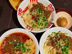 -周小波重庆小面·重庆名小吃(邹容路店)