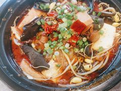 -渝是乎川渝小炒(新世界百货望京店)