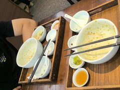 -蟹上黄·蟹黄面·江南糖水(人民广场店)