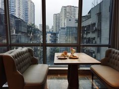 -广州天河体育中心美居酒店