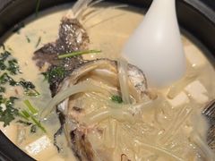-港丽餐厅(来福士店)