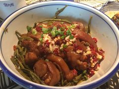 野豆角扣猪手-俏九州·小炒黄牛肉(华润万象汇店)