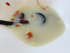 牛尾汤-桃园中华料理炸酱面(燕儿岛路店)
