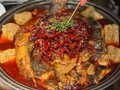 -辣尚瘾·烤鱼·新川菜(牡丹园直营店)
