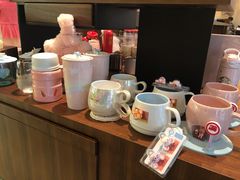 零售区-星巴克臻选(广州沙面店)