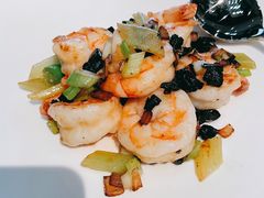 干葱榄角爆明虾球-御宝轩(益丰·外滩源店)