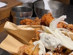 炸鸡翅一半一半-富乐满韩国正宗炸鸡韩国料理(虹泉路店)