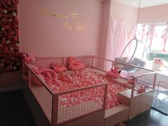 -F小姐甜品店(威海路店)