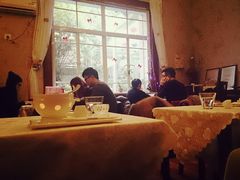 -燕庭·纯燕窝·甜品下午茶(南京西路店)