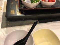 -鲜入围煮花胶鸡海鲜火锅