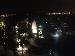 -上海滴水湖皇冠假日酒店