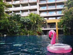 -三亚湾海居铂尔曼度假酒店