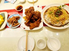 -吴记酱骨炖菜馆(西大直街店)