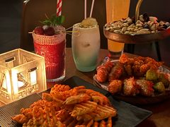 -TZ House音乐现场(来福士中心店)
