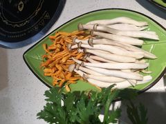 虫草花-一叶一世界·素食餐厅(锦华万达店)