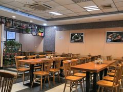 大堂-鑫花溪牛肉米粉(凤凰街创始总店)