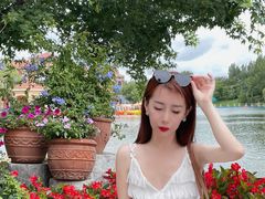 -王府井奥莱棋盘山小镇