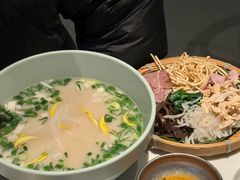 小锅米线-胡麻(静安嘉里店)