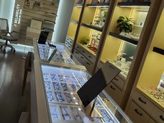 -康利眼镜·蔡司战略合作店(龙泉书房店)