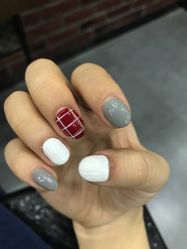 -逸日式美甲美睫工作室