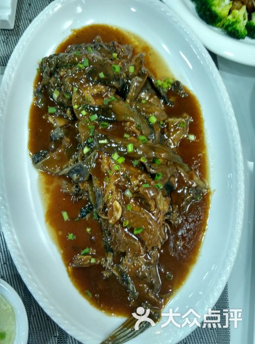 宜品海鲜(石景山西富港店)红烧海参斑图片 - 第1张