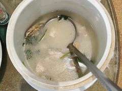 -正宗鸡饭粤香酒家(朱村店)