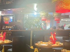 -吃饭皇帝大土家民族菜(正大广场店)