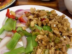 -温记府廟豆汤饭·始于1955年(海椒店)
