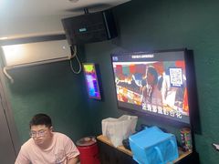 -云晓光头烧烤吧(新大陆广场店)