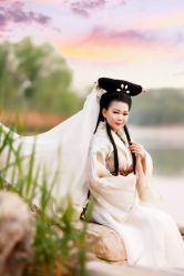 点击看大图 -九月鹰飞汉服摄影工作室