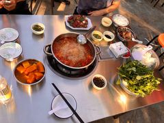 -黄利砖万峰林布依特色酸笋牛肉馆