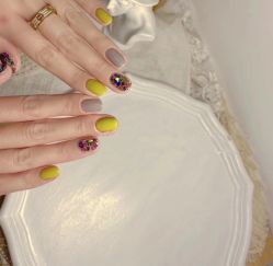-M Nails & Beauty美甲美睫美体