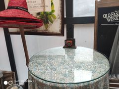 用餐区-古董花园(思南路42弄小区店)