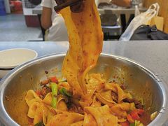 优质biangbiang面-玲玲面屋