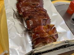 -东方之猪四更烤乳猪(金垦总店)