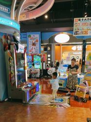 -卡通尼乐园(荟聚中心店)