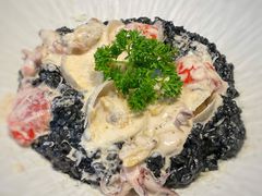 墨鱼汁海鲜焗饭-TIAGO HOME KITCHEN(朝阳大悦城店)
