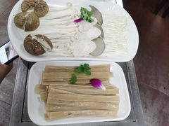 -重庆大队长火锅(凤城八路店)