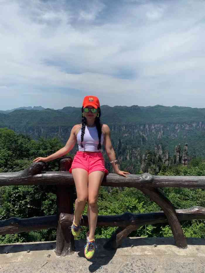 仙女散花-"天子山的景点就是三山 人阁 御笔峰仙女..."-大众点评移动